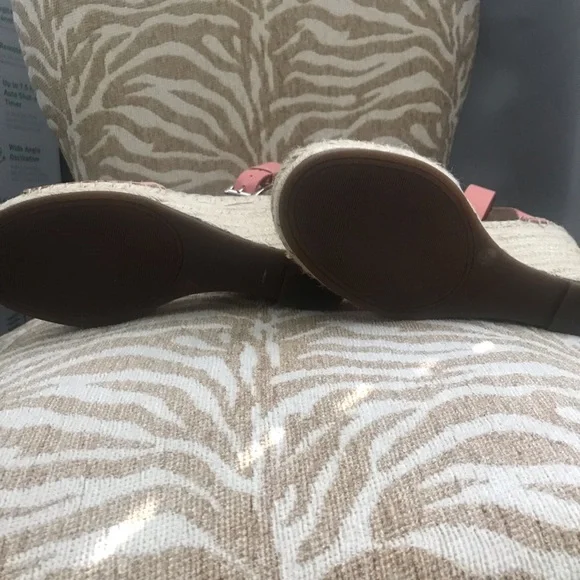 Pretty wedge sandals - Picture 6 of 6